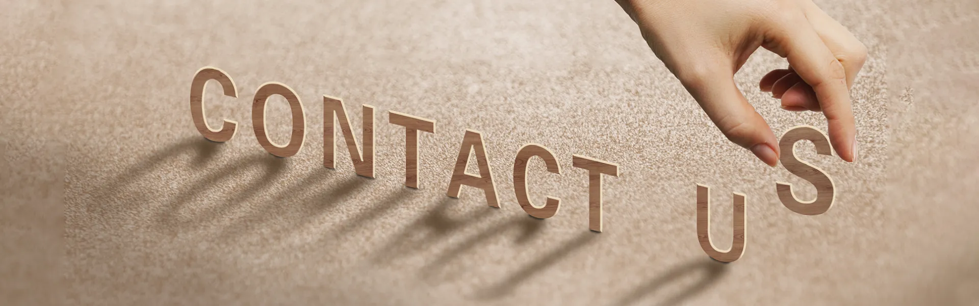 Contactaţi-ne